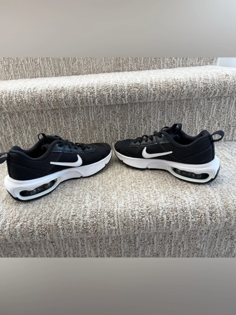 Nike Air Max INTRLK Lite kids' sneakers black and white. Size Boys 3. - Picture 5 of 10